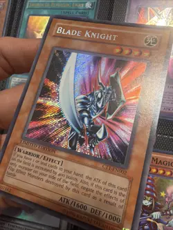 Blade Knight CT1-EN002 2004 Collectors Tin Limited Edition - Image 3