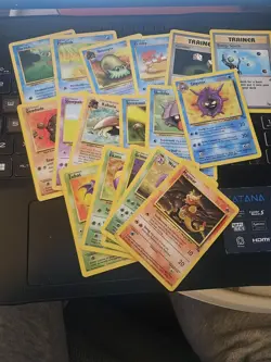Pokemon Cards Fossil Set x17 Job Lot Bundle WOTC #5 - Image 1