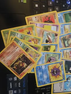 Pokemon Cards Fossil Set x17 Job Lot Bundle WOTC #5 - Image 3