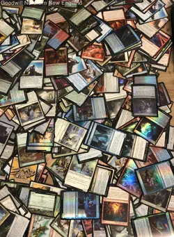 2.5LB Lot of Various Magic the Gathering Cards TCG in Collectible Box - Image 4