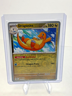 Pokemon TCG LP Dragonite 149/165 Sv: Scarlet & Violet 151 Reverse Holo 2023 - Image 1