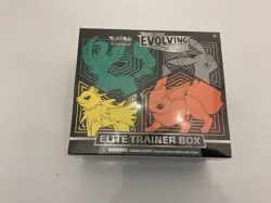 Pokemon TCG: Sword & Shield-Evolving Skies Elite Trainer Box 820650808944 - Image 1