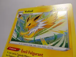 Carte Pokemon " Voltali " PROMO - HOLO - Voltage Eclatant - 047/185 - EB04 - FR - Image 5