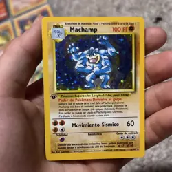 Pokemon 1st edition Machamp Holo Rare Base Set Spanish Card 8/102 - Image 1