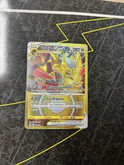 Pokemon TCG Giratina VSTAR 212/196 Gold Secret Rare 2022 Lost Origin NM - Image 1