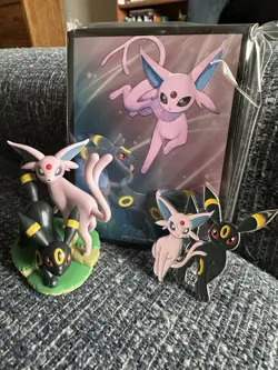 Pokemon TCG - Prismatic Evolutions Figure Collection Sleeves (x65)Pin & Figurine - Image 1