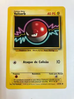 Pokemon [PORTUGUESE] Voltorb 67/102 Base Set Regular 1999 NM - Image 1
