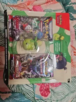 Pokemon TCG Eraser Blister - SV + Paldea Evolved Booster Packs + Smoliv Eraser - Image 1