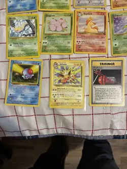 Vintage 21 Card Pokemon Lot 1995 - Image 4