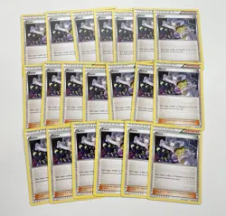 Pokemon TCG Karen XY177 w/ Umbreon Black Star Promo Trainer 20 - Image 1
