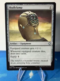 Skullclamp U Commander: Bloomburrow 283 NM - Image 1