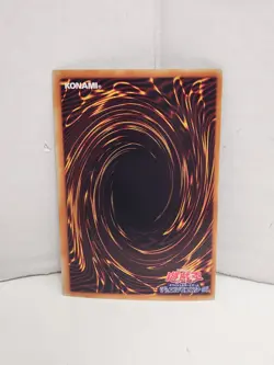 Yugioh Japanese Ultra Rare Dark Magician P4-02 LP - Image 3