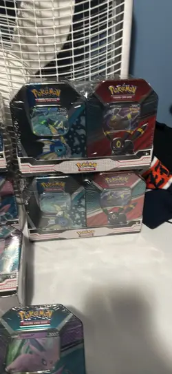 Pokemon TCG V Heroes Bundle Tins: 2-Pack of Vaporeon & Umbreon - Sealed - Image 1