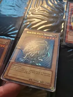 YuGiOh SDK-001 1st Edition Ultra Rare Blue Eyes White Dragon - Image 2