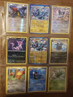 Pokemon TCG Nintendo Mixed Card Lot Holo & Regular Pikachu Meowth Machamp - Image 2