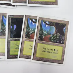 Lot of 21 Unlimited Magic The Gathering MTG Forest Land Cards NM / M - Image 2