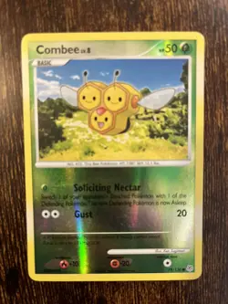 Combee - 79/130 - Common Reverse Holo NM Diamond & Pearl Base Set - Image 1