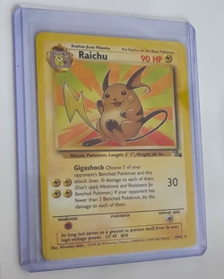 Raichu Pokemon Fossil Set Non-Holo Rare 29/62 (1999-2000 3rd Print Variant) - Image 2