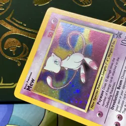 Pokemon 2000 WOTC Mew #9 Holo Black Star Promo English LP / LP + - Image 4