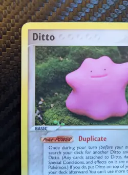 Ditto 35/113 Delta Species Regular LP Pokemon TCG Vintage 2005 - Image 2