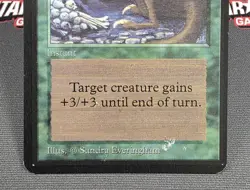MTG Giant Growth-CLIPPED/DAMAGED -Beta Magic the Gathering Card #198 - Image 4