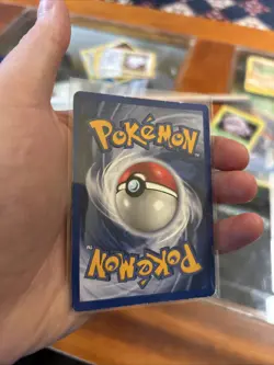 Pokemon Base Set Machamp 1st Edition Holo 8/102 - Image 5
