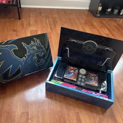 MEGA CHARIZARD ex UPC Play Mat, Dice, Deck Box & Coin Pokemon TCG Accessories - Image 2