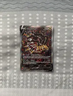 Pokemon TCG Giratina V 186/196 2022 Lost Origin Alt Art Near Mint English - Image 2