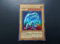 Yugioh - Blue-Eyes White Dragon SDK-A001 Ultra Rare 1st Edition - Image 1