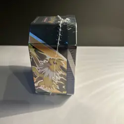 Pokemon TCG : Eevee Evolutions Tin -w/ 4 Booster Packs & Foil Vaporeon V - Image 4