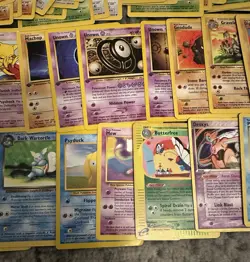 200+ Pokemon Vintage Lot Shadowless 1st Edition Holos Base Set, Fossil, Etc DMG - Image 3