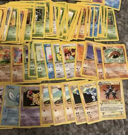 200+ Pokemon Vintage Lot Shadowless 1st Edition Holos Base Set, Fossil, Etc DMG - Image 4