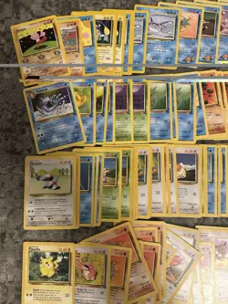 200+ Pokemon Vintage Lot Shadowless 1st Edition Holos Base Set, Fossil, Etc DMG - Image 5