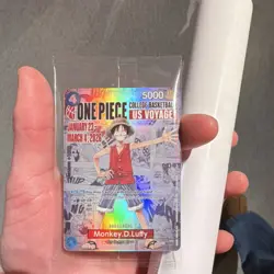 Bandai One Piece CCG Promo Holo Monkey.D.Luffy US Voyage Card 004 5000 Power - Image 1