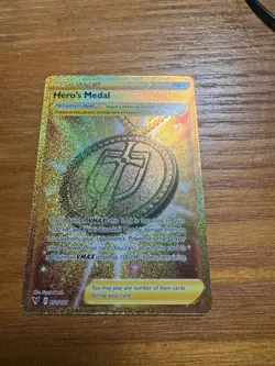 Hero's Medal - 201/185 - Secret Rare Sword & Shield: Vivid Voltage Pokemon NM - Image 3