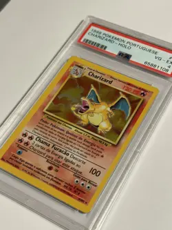 1999 Pokemon Set Unlimited Charizard Portuguese Holo 4/102 PSA 4 - Image 3