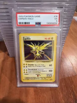 1999 WOTC Pokemon Base Set Unlimited #16 Zapdos Holo PSA 5 - Image 1