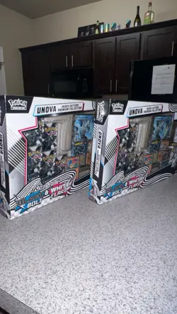 Pokemon Unova Heavy Hitters Collection Box Sealed Scarlet & Violet Black & White - Image 3