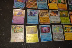 Pokemon 151 Card Lot Scarlet & Violet Including Holos - Image 3