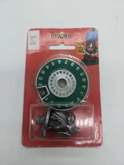 MTG Reaper Green Cleric Miniatures Hit Point Counter 1995 Brand New in Blister! - Image 1