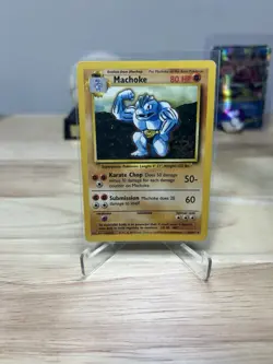 Machoke 34/102 Uncommon – Pokemon TCG Base Set Unlimited – Vintage WOTC 1999 - Image 1