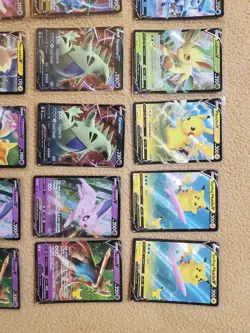 NM 43 Card Pokemon V Lot Multipe Pikachu Rayquaza Glaceon Espeon leafeon Pokemon - Image 4