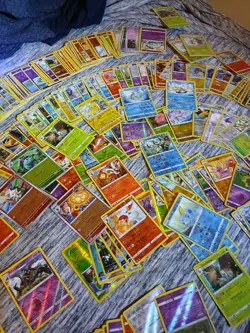 Pokemon Lot Of 400 All Holo and Reverse Holo - Image 2