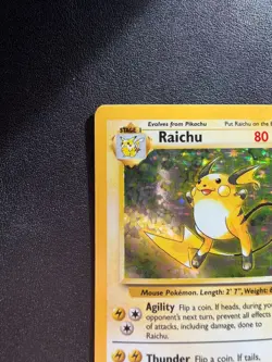 Pokemon Raichu 014/102 Base Set Holo - Image 5