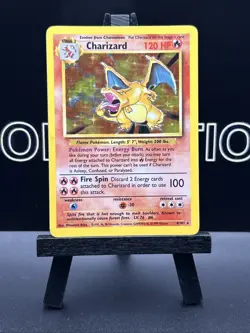 Pokemon TCG Charizard Base Set 4/102 Holo Unlimited Holo Rare - Image 2