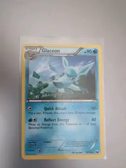 Glaceon Dark Explorers Regular Card 30/108 NM Condition - Image 1