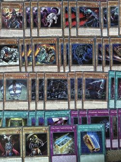 YuGiOh Zombie / Vampire Deck & Secret Rare Collection Bundle + Game Mat - Image 4