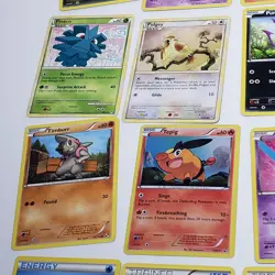 Lot of 30 Pokemon 2011 TCG Trading Cards All Unique Pokemon Cards (Set c) - Image 5