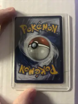 Pokemon TCG Leon Full Art Trainer Holo Ultra Rare Card 182/185 Vivid Voltage - Image 2