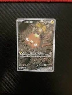 Stunfisk 202/191 Sv08: Surging Sparks Holo NM Card - Image 1